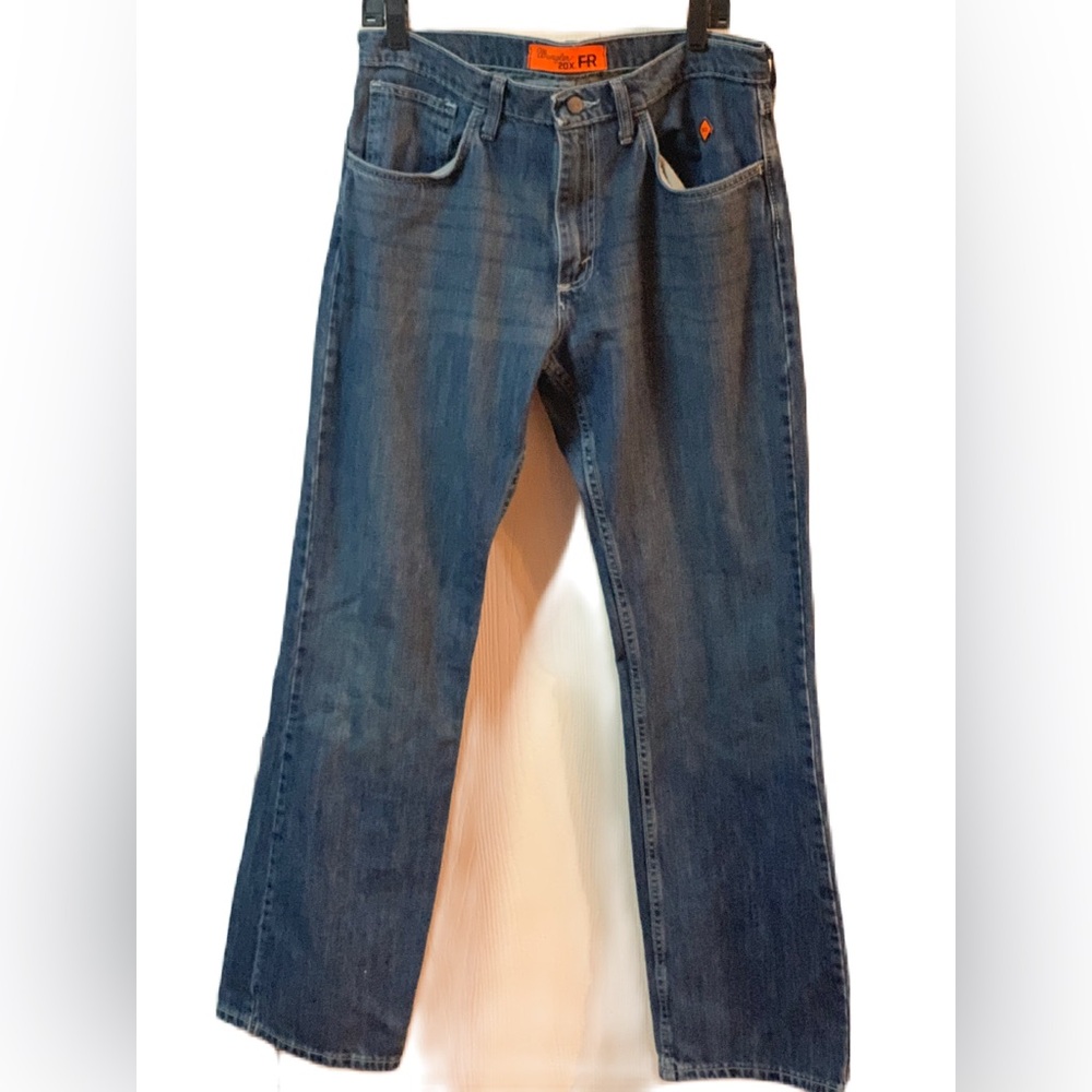 Wrangler 20X FR Denim Jeans. SZ 33X32. EUC